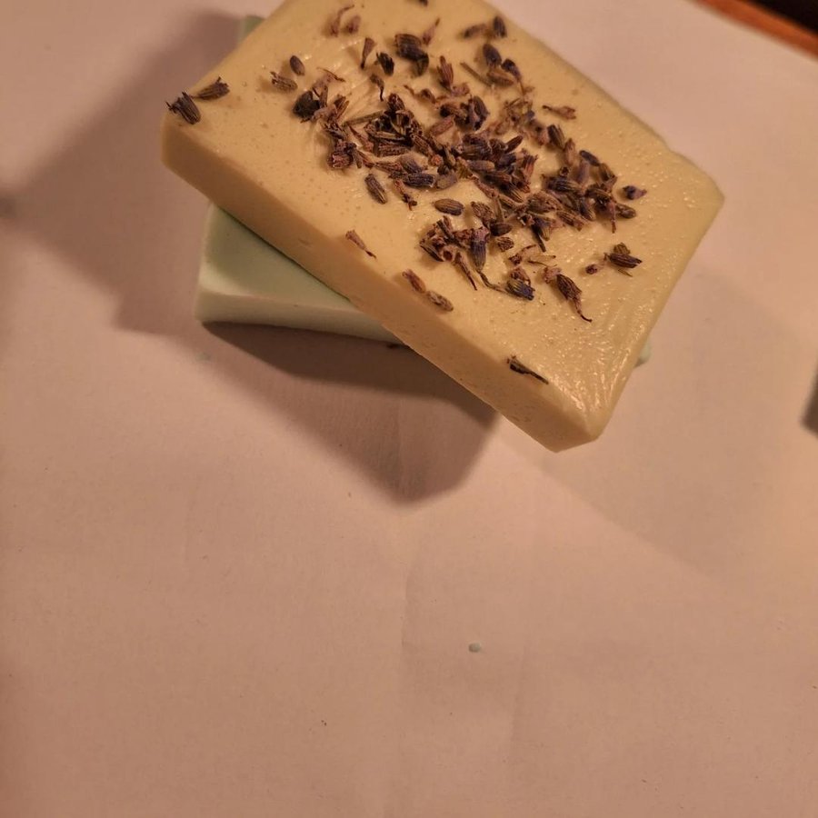 Handgemaakte lavendelzeep van Crea by Chantal