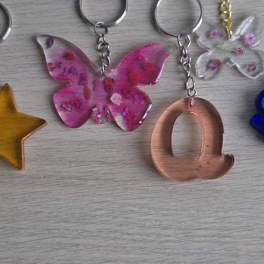 Handgemaakte gepersonaliseerde sleutelhangers van Crea by Chantal